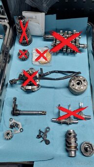 SUZUKI RM 125 K3 Náhradné Díly - 9