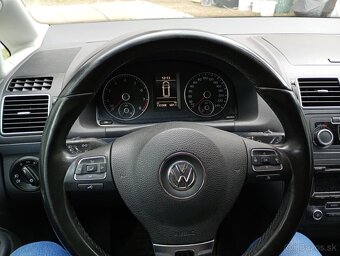 Volkswagen touran - 9