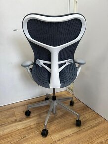 Kancelárska stolička Herman Miller Mirra 2 (Butterfly) - 9