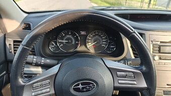 Subaru Legacy - 9