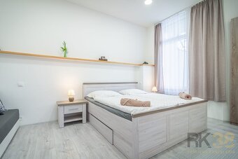 Dva priestranné apartmány v centre Popradu - 9