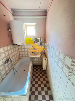 Exkluzívne 🌿 Útulná chata v srdci prírody na predaj 🏡 - 9