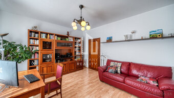 NOVÁ CENA 3-izbový dom – komfort, pokoj a nádherná záhrada - 9