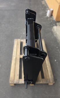Adapter. medzikus manitou teleskop pre naradie JCB manip... - 9