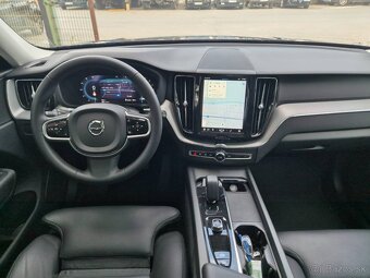Volvo XC60 2.0 B5 mHEV Ultimate Black Edition AWD A/T - 9