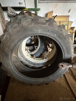 Predám kultivačne pneumatiky na traktor - 9