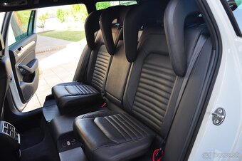 Volkswagen PASSAT B8 2.0 TDI 140kW DSG COMFORLINE 4Motion - 9