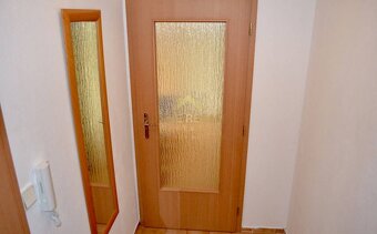 Prenájom NADSTAVBA 1 izbový byt Beňovského ul., Bratislava I - 9