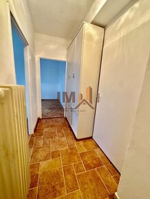NA PREDAJ PRIESTRANNÝ 3-IZB. BYT S VEĽKOU GARÁŽOU A ZÁHRADOU - 9