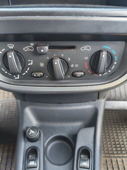 Citroen C3 - SK auto r.v.2009 - 9