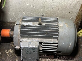 Priemyselné elektromotory - 2 - 9