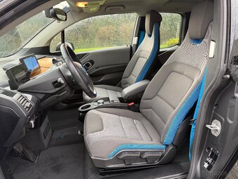 2021 BMW i3 120ah DPH - 9