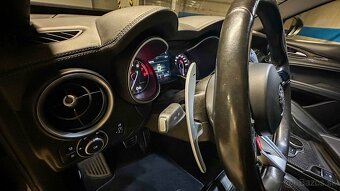 Alfa Romeo Stelvio QV - 9