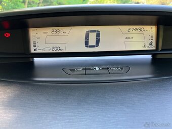 Citroën C4 1.6 - 9