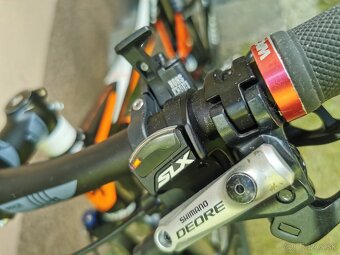 Horsky bicykel celoodpruzeny pneu 29 ram M - 9