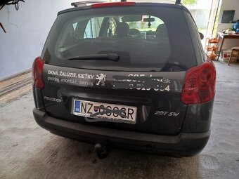 Peugeot 207sw Tmavá metalíza Nafta rv 2008 - 9