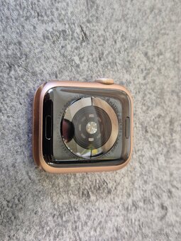 Apple Watch 5 40mm Gold Aluminium Pink Sand - TOP stav - 9