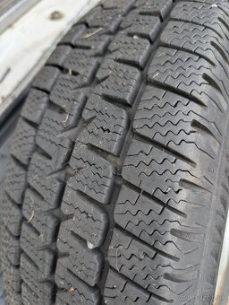 Predám Ford Transit 2.2 TDCi 92kW Trend L2H2, 9-miestny - 9