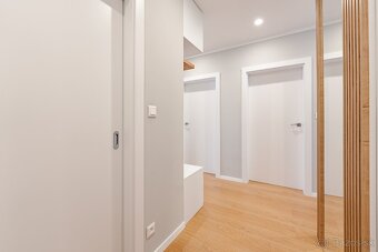 KRÁSNY ZREKONŠTRUOVANÝ 4i BYT - NEZÁBUDKOVA ul. - PIVNICA - 9