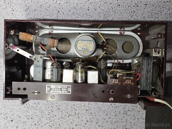 TESLA Sputnik / BAKELITOVÉ RÁDIO / Tesla 320A - 9