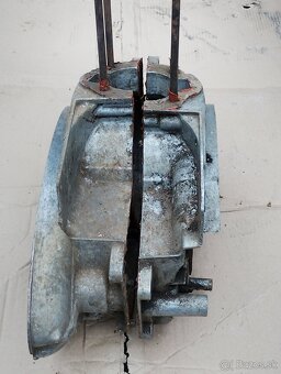 Predam kartre a kryty motorov Jawa - 9
