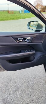 Volvo V60 D4 Inscription - 9