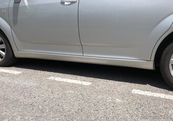Toyota verso corolla - 9