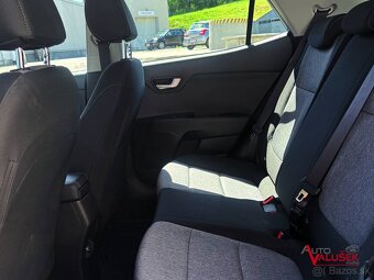 Kia Stonic 1.2 DPi, manuál, Silver + Silver Pack - 9