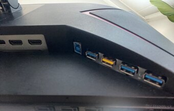 Herný monitor AOC 24G2U 24" - 9