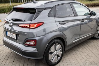 Hyundai Kona Electric 150 PREMIUM - 9