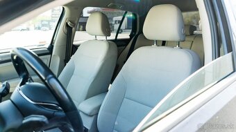 Volkswagen Golf Variant 1.6 TDI BlueMotion Comfortline DSG - 9
