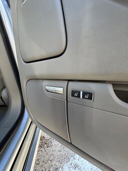 Predám audi A8L 4.2 benzin - 9