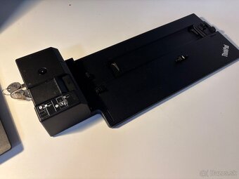 Lenovo ThinkPad T580 + Ultra Docking Station - 9