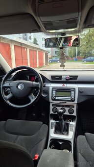 Volkswagen Passat B6 2005 - 9