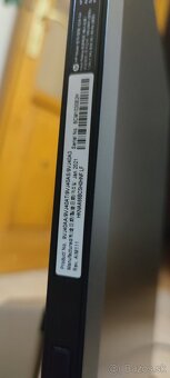 Monitor HP - 9