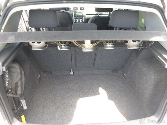 Volkswagen Golf 1,4i 16v 2004 - 9