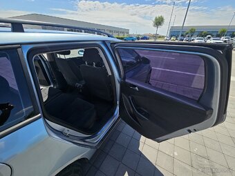 Ponukám na predaj Volkswagen Passat B6 - 9