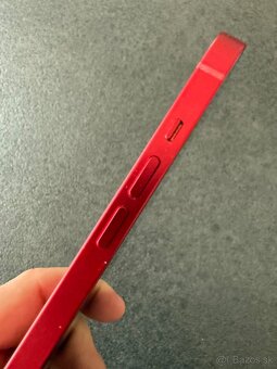 iPhone 13 RED, 128 GB - 9
