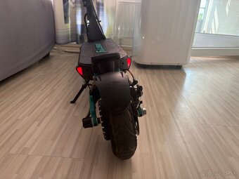 Vsett 9+ 2024 s NFC displejom. - 9