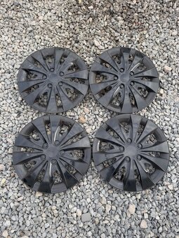 Plecháče a zimné pneumatiky R16 na Superb 3 - 9