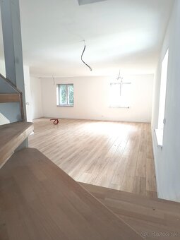 LUXUSNÝ 5 IZB. RD V SENCI V ŠTANDARDE - 9