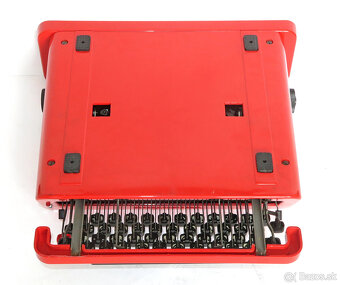 prenosný písací stroj OLIVETTI Valentine 1970te roky retro - 9