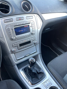 Predám Ford Mondeo Combi 85kw Manuál - 9
