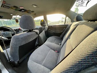 Honda Civic 6G 1.4is - 9