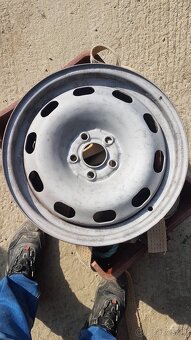 Pieskocací box 1500l - 9