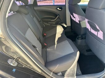 Seat Ibiza ST 1.4 16V benzín 63 kW, 2011 - 9