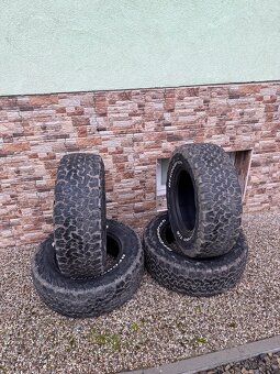 BFGoodrich All-Terrain 255/70 R16 - 9