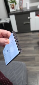 Predám Samsung S22 Ultra - 9