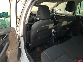 Škoda Octavia Combi 2.0 TDI Style DSG - 9
