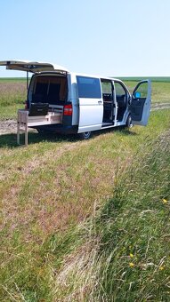 VW Transporter T5 1.9 TDI - 9